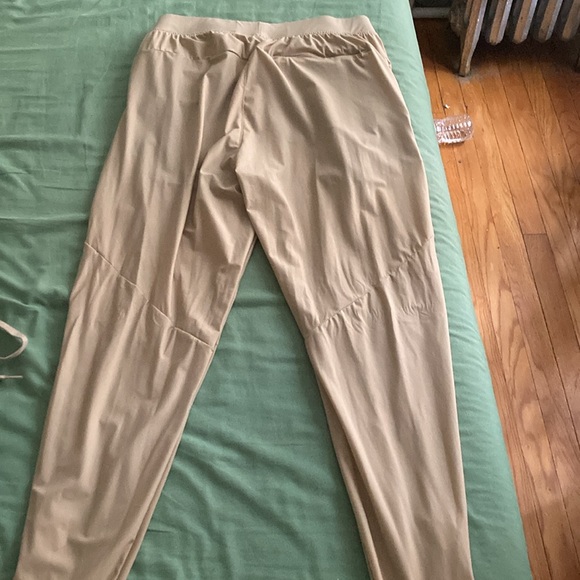 EUC Kenneth Cole Activewear Pants/Jogger Men’s Small - Picture 4 of 8